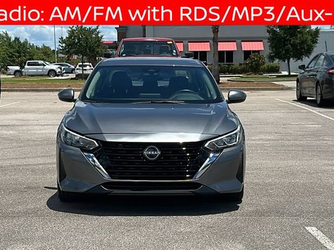 Used 2025 Nissan Sentra SV FWD image 9