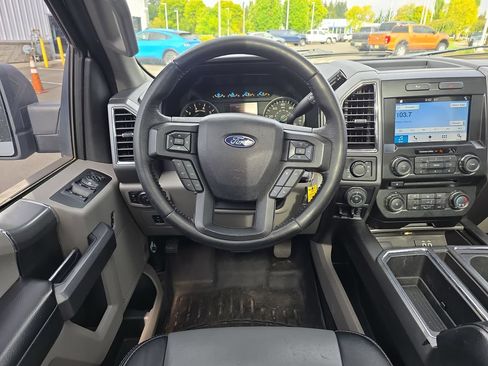 Used 2016 Ford F150 XLT w/ Equipment Group 302A Luxury AWD/4WD image 7