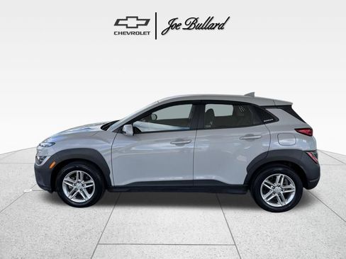 Used 2022 Hyundai Kona SE FWD image 5