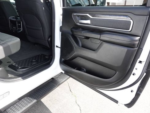 Used 2020 RAM 1500 Big Horn AWD/4WD image 29