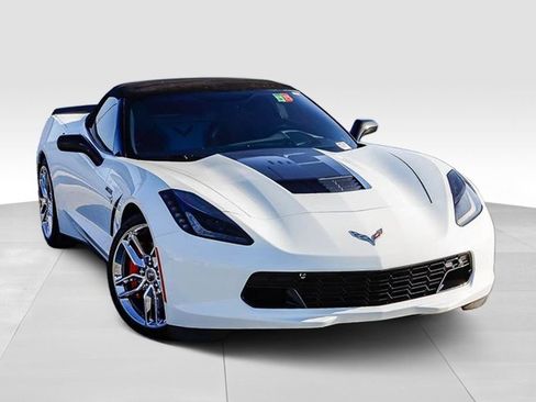 Used 2014 Chevrolet Corvette Stingray Convertible w/ 3LT Preferred Equipment Group RWD image 2