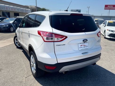 Used 2014 Ford Escape SE image 5