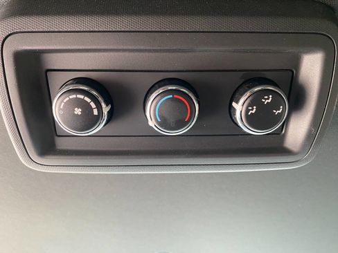 Used 2018 Dodge Grand Caravan SXT image 23