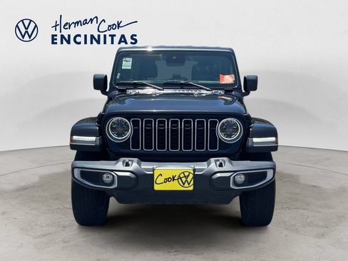 Used 2024 Jeep Wrangler Unlimited Sahara AWD/4WD image 8