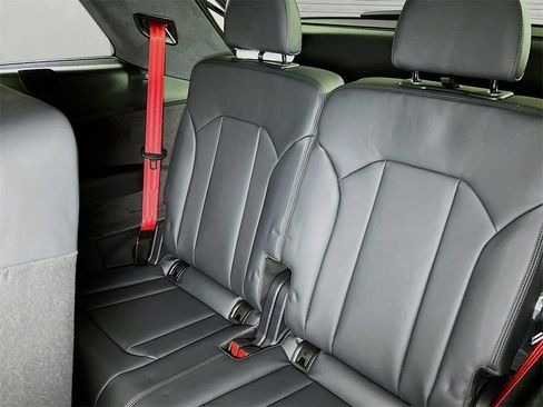 New 2026 Audi SQ7 Prestige image 27
