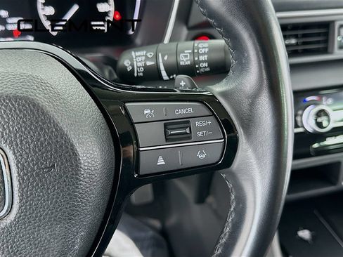 Used 2025 Honda Pilot EX-L image 17