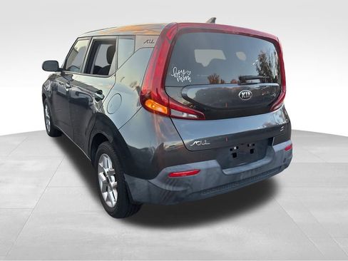 Used 2020 Kia Soul S image 12