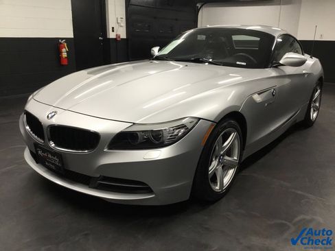 Used 2012 BMW Z4 sDrive28i image 16