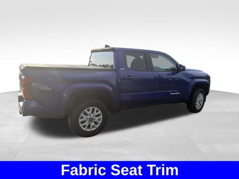 Used 2025 Toyota Tacoma SR5 AWD/4WD image 10