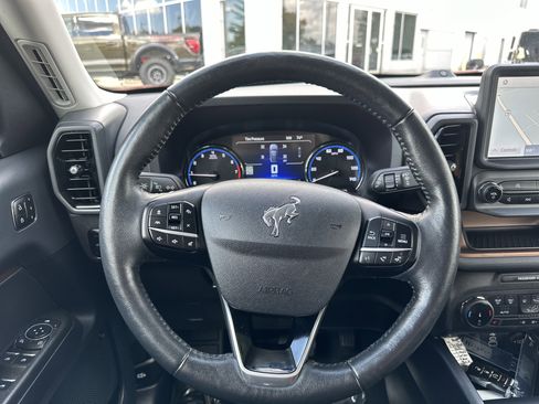 Used 2023 Ford Bronco Sport Outer Banks w/ Tech Package image 17