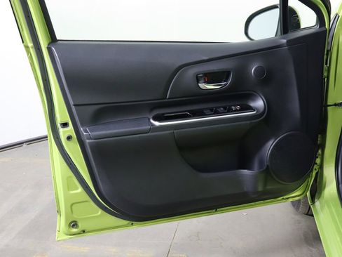 Used 2015 Toyota Prius C Four FWD image 16