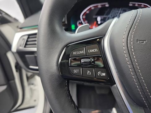 Used 2021 BMW 540i w/ Convenience Package image 19