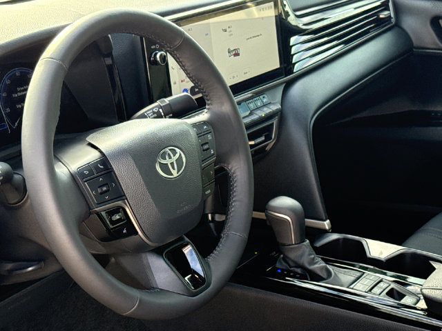 Used 2026 Toyota Camry XSE w/ Premium Package FWD image 18