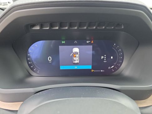New 2026 Volvo XC90 B6 Plus w/ Protection Package Premier AWD/4WD image 13