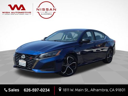 Certified 2024 Nissan Altima 2.5 SR FWD image 1