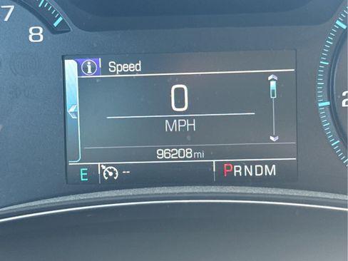 Used 2017 Chevrolet Impala LT FWD image 12
