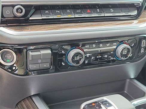 New 2026 Chevrolet Silverado 1500 LT Trail Boss w/ LT Trail Boss Premium Package image 17