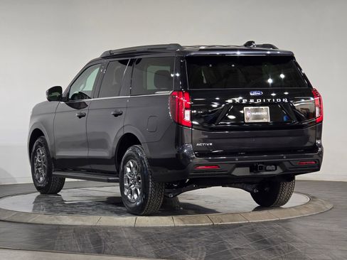 New 2026 Ford Expedition Active AWD/4WD image 8