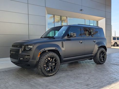 New 2026 Land Rover Defender 110 OCTA image 1