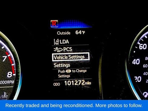 Used 2018 Toyota Camry SE FWD image 22