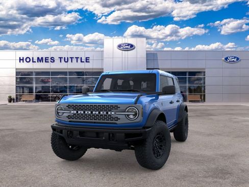New 2026 Ford Bronco Badlands w/ Sasquatch Package AWD/4WD image 2