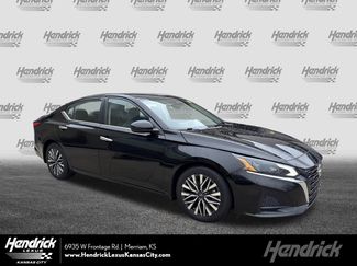 Used 2023 Nissan Altima 2.5 SV video 1