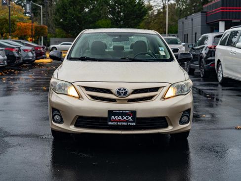 Used 2012 Toyota Corolla LE image 3