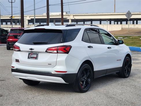 Used 2023 Chevrolet Equinox Premier image 7