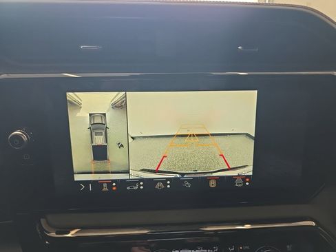 Used 2025 GMC Sierra 1500 AT4 w/ AT4 Premium Package image 52