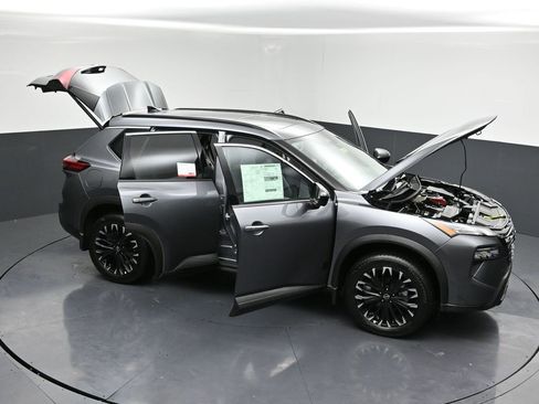 New 2026 Nissan Rogue SV image 33