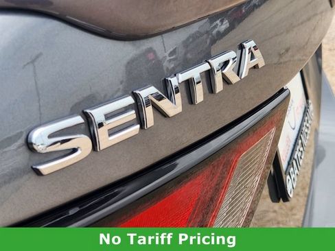 Used 2025 Nissan Sentra SR FWD image 10