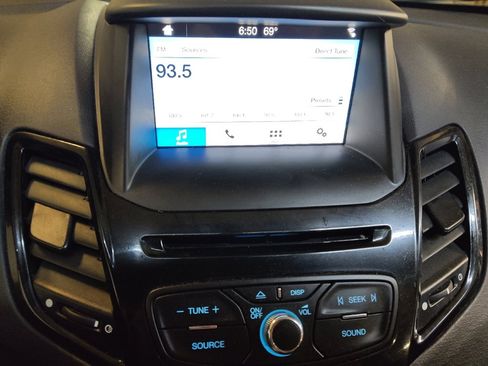 Used 2019 Ford Fiesta SE w/ Equipment Group 201A image 25