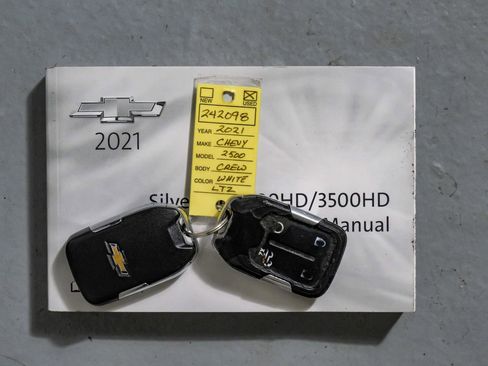 Used 2021 Chevrolet Silverado 2500 LTZ w/ LTZ Texas Edition image 61