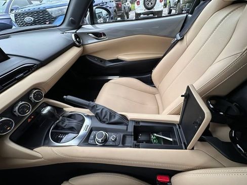 Used 2025 MAZDA MX-5 Miata Grand Touring RWD image 23
