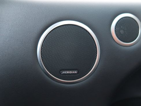 Used 2016 Land Rover Range Rover HSE image 31