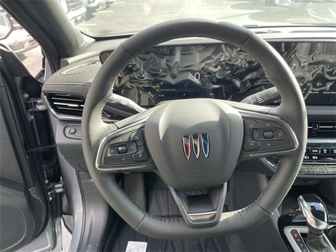 New 2025 Buick Envista Avenir image 14