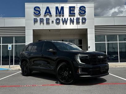 Used 2025 GMC Acadia Elevation w/ Elevation Premium Package