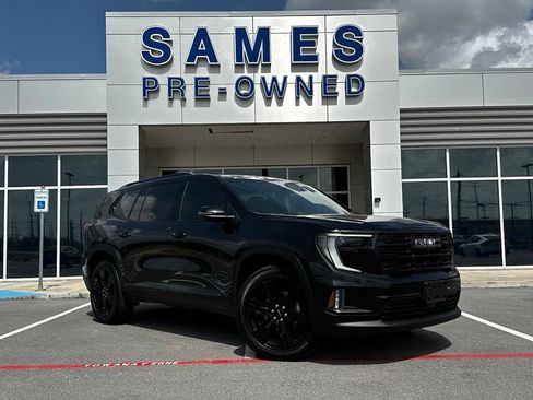 Used 2025 GMC Acadia Elevation w/ Elevation Premium Package FWD image 1