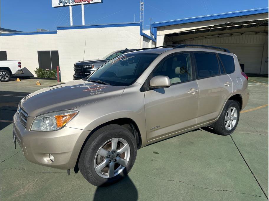 Used 2007 Toyota RAV4 Limited FWD image 1