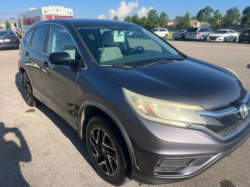 Used 2016 Honda CR-V SE image 2