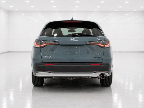 Used 2025 Honda HR-V Sport image 4