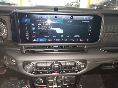 New 2025 Jeep Wrangler Unlimited Rubicon image 22