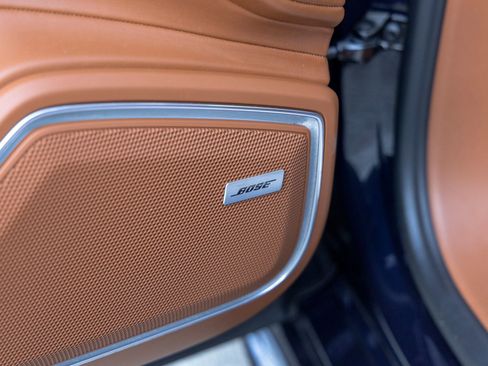 Used 2022 Porsche Panamera GTS image 25