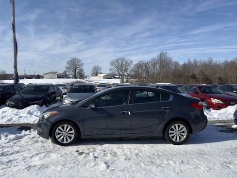Used 2015 Kia Forte EX image 3