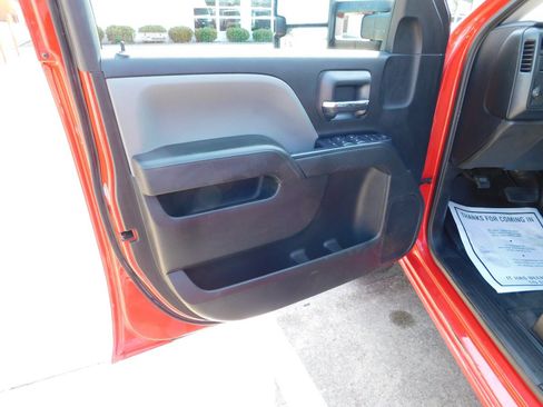 Used 2019 Chevrolet Silverado 2500 W/T AWD/4WD image 6