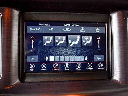 Used 2018 Dodge Charger SXT image 26