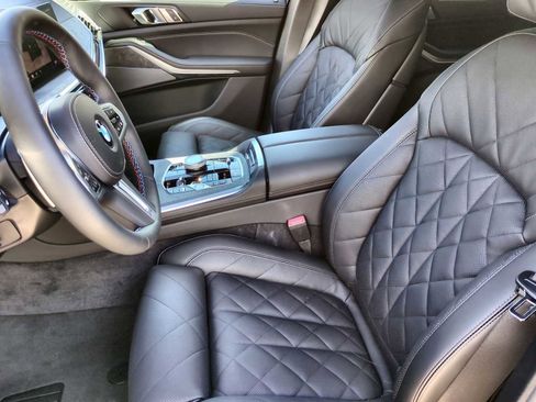 Used 2026 BMW X5 M60i image 16