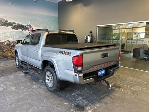 Used 2019 Toyota Tacoma SR5 image 29