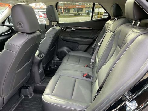 Used 2021 Buick Envision Essence w/ Sport Touring Package image 12