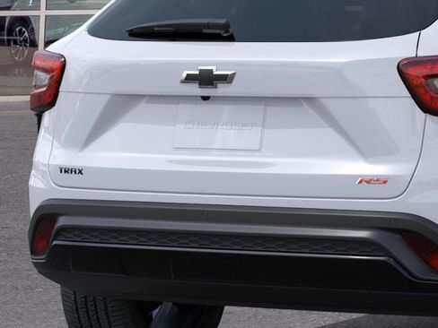 New 2026 Chevrolet Trax RS w/ Sunroof Package image 14